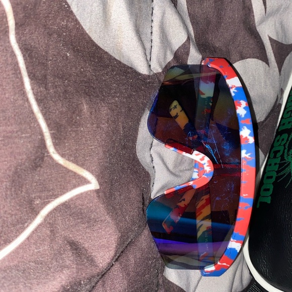 Brand new - Picture 1 of 2